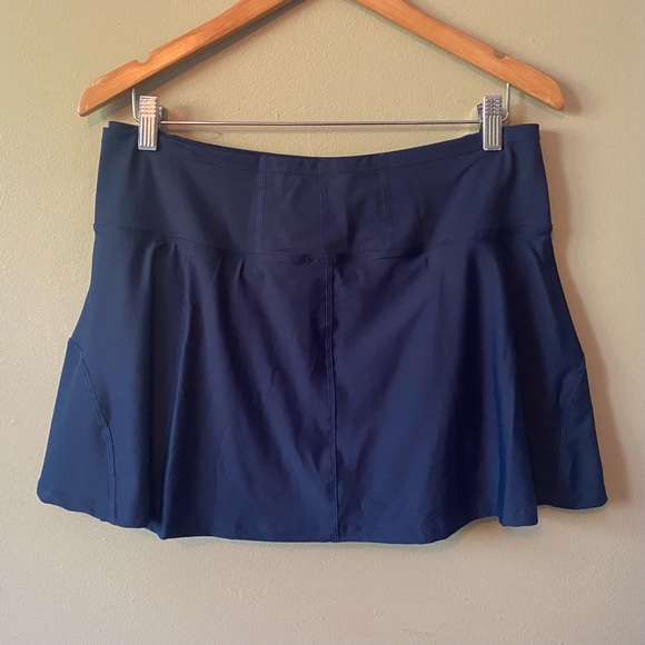 Cute High Waisted Pleated Tennis Golf Skort / Skirt w Built-in Shorts, XL/12 - Picture 6 of 11